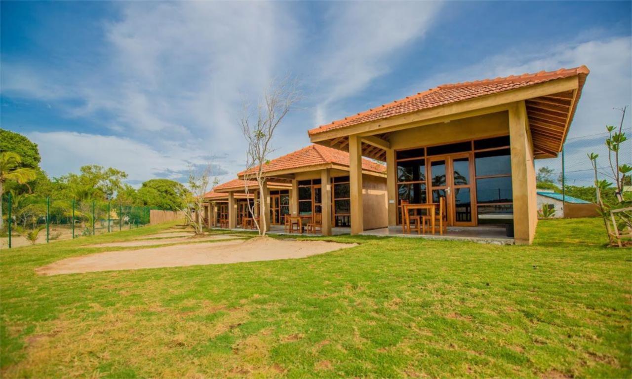 Nikara Nature Resort Arugam Bay Exterior foto